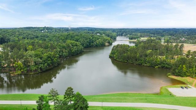 906 Sundown Point, Villa Rica, GA 30180