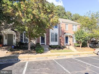 11742 VALLEY RIDGE CIR, Fairfax, VA 22033