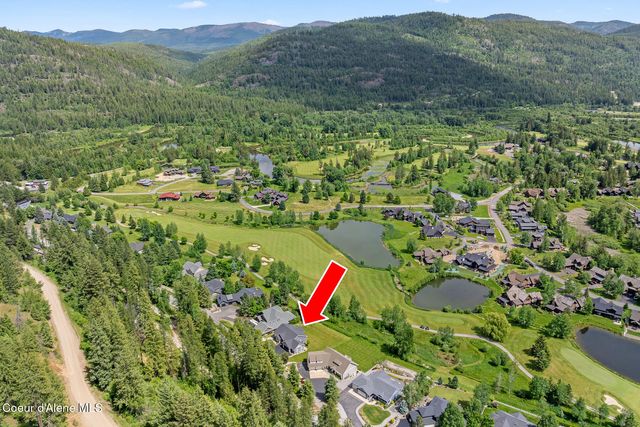 125 Golfview LN, Sandpoint, ID 83864