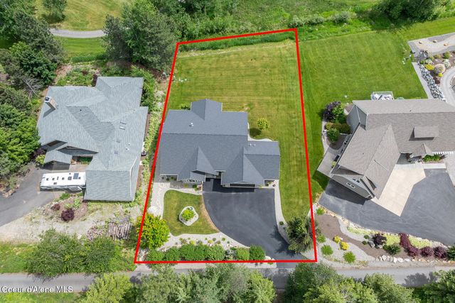 125 Golfview LN, Sandpoint, ID 83864