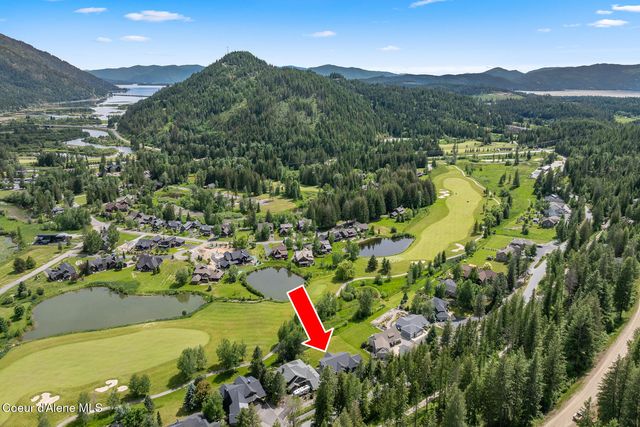 125 Golfview LN, Sandpoint, ID 83864