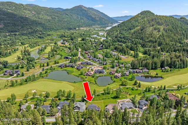 125 Golfview LN, Sandpoint, ID 83864