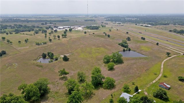 7319 Highway 6, Navasota, TX 77868