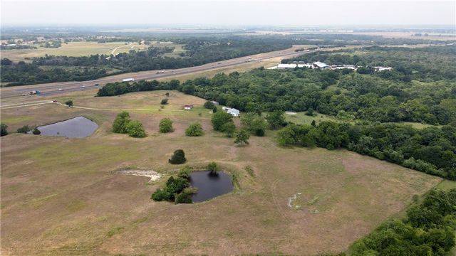 7319 Highway 6, Navasota, TX 77868