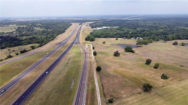 7319 Highway 6, Navasota, TX 77868