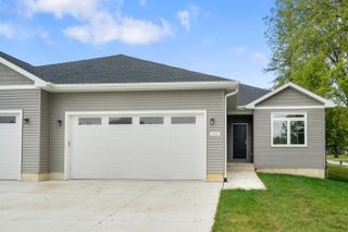 102 Bergen Drive, Waterloo, IA 50701