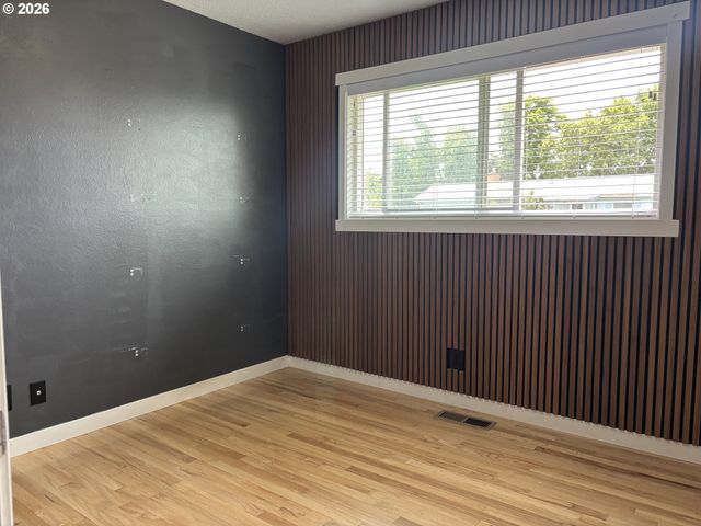 924 Sw 33RD St, Pendleton, OR 97801