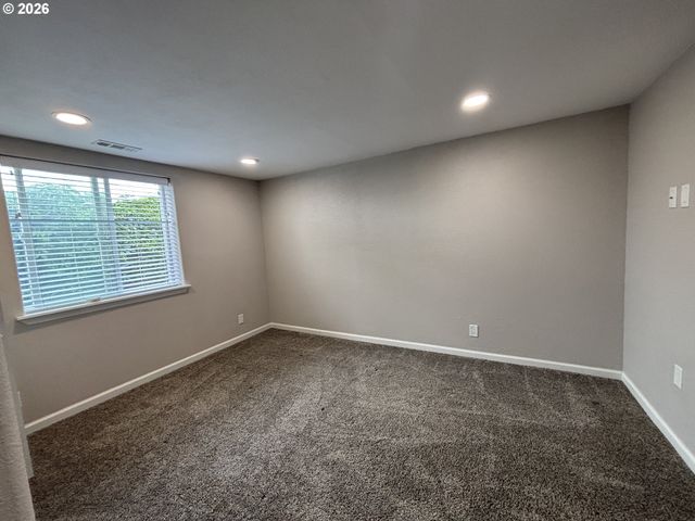 924 Sw 33RD St, Pendleton, OR 97801
