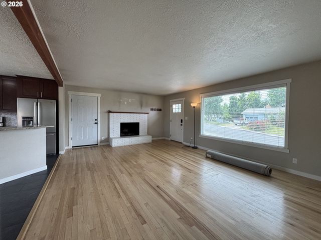 924 Sw 33RD St, Pendleton, OR 97801