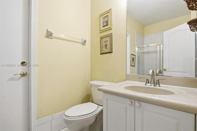 6541 SW 162nd Ct, Miami, FL 33193