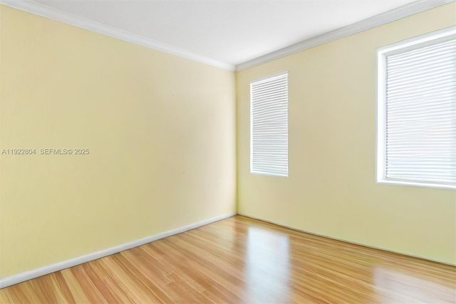 6541 SW 162nd Ct, Miami, FL 33193