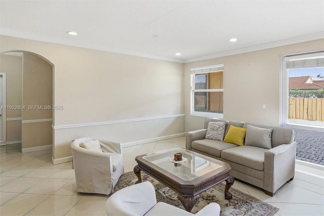 6541 SW 162nd Ct, Miami, FL 33193