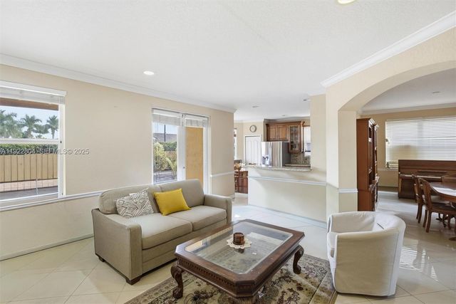 6541 SW 162nd Ct, Miami, FL 33193