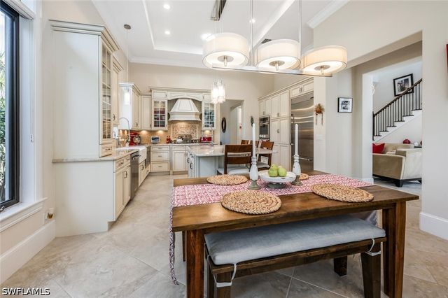 2343 Traditions CT, Naples, FL 34105