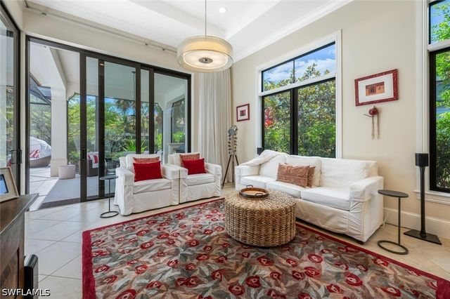 2343 Traditions CT, Naples, FL 34105