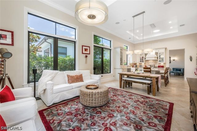2343 Traditions CT, Naples, FL 34105