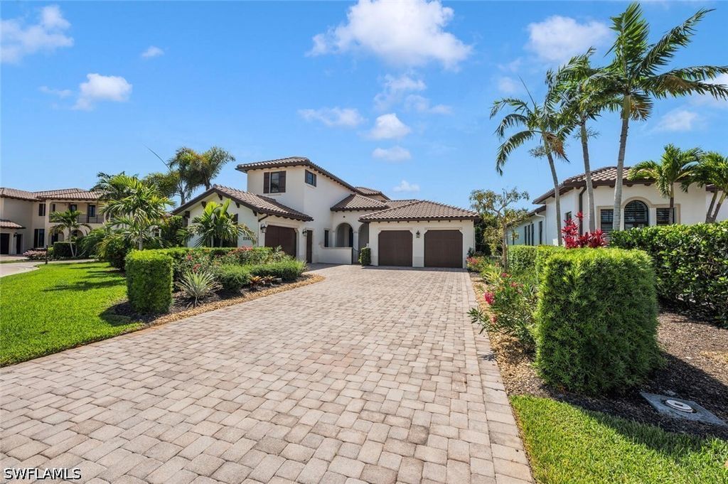 2343 Traditions CT, Naples, FL 34105