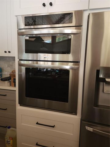 26451 SW 173rd Pl, Homestead, FL 33031