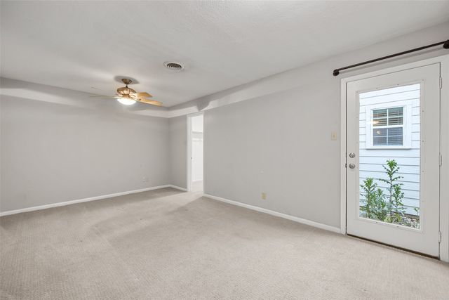 2200 W Rosedale Street S B, Fort Worth, TX 76110