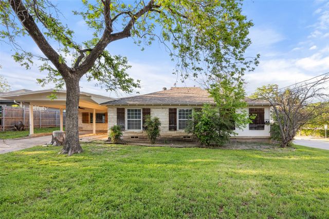 2200 W Rosedale Street S B, Fort Worth, TX 76110