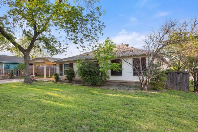 2200 W Rosedale Street S B, Fort Worth, TX 76110