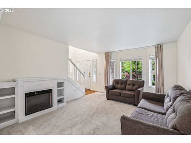 9730 Se PLOVER Dr, Happy Valley, OR 97086
