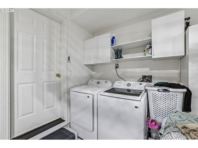 9730 Se PLOVER Dr, Happy Valley, OR 97086