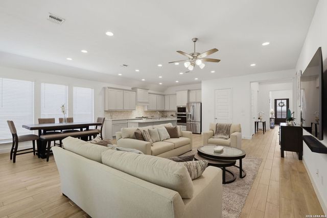 1923 Dalhart, San Antonio, TX 78253