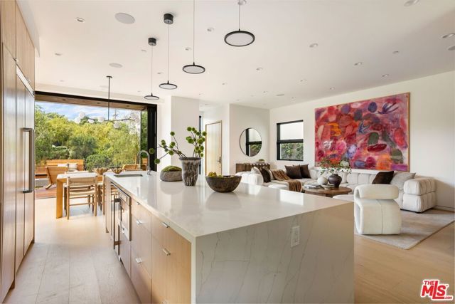 822 Superba Avenue, Venice (los Angeles), CA 90291