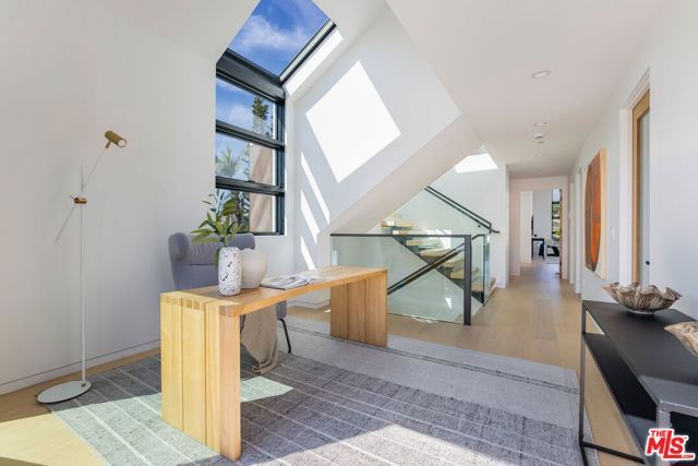 822 Superba Avenue, Venice (los Angeles), CA 90291