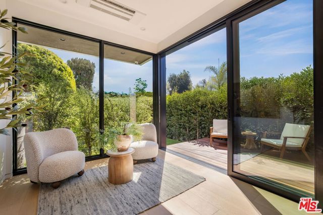 822 Superba Avenue, Venice (los Angeles), CA 90291