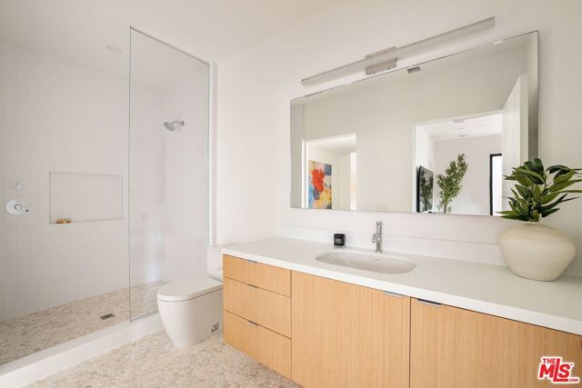 822 Superba Avenue, Venice (los Angeles), CA 90291