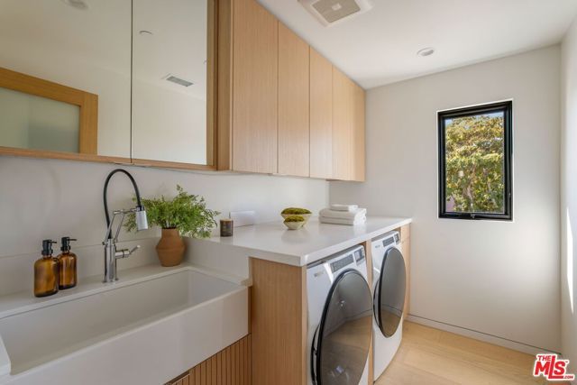 822 Superba Avenue, Venice (los Angeles), CA 90291