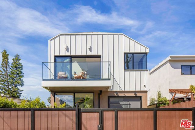 822 Superba Avenue, Venice (los Angeles), CA 90291