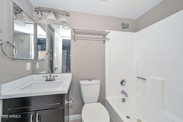 8146 W GREER Avenue, Peoria, AZ 85345