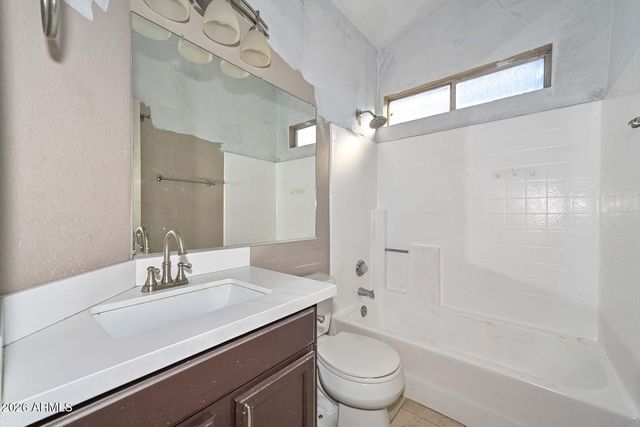 8146 W GREER Avenue, Peoria, AZ 85345