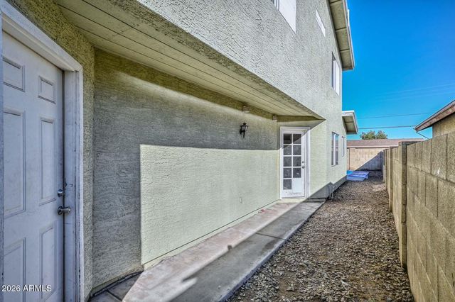 8146 W GREER Avenue, Peoria, AZ 85345