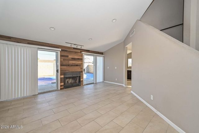 8146 W GREER Avenue, Peoria, AZ 85345