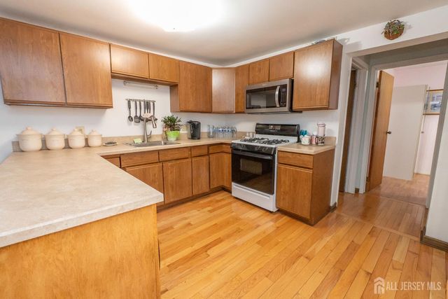 12 Parmly Street, Rumson, NJ 07760