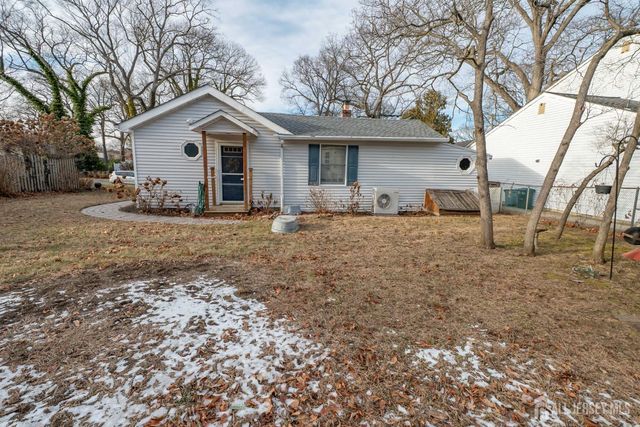 12 Parmly Street, Rumson, NJ 07760