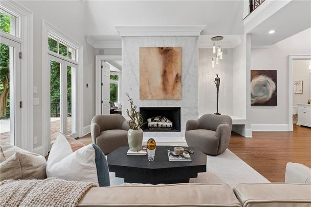4992 Rebel Trail, Atlanta, GA 30327