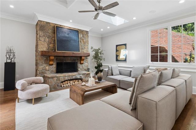 4992 Rebel Trail, Atlanta, GA 30327