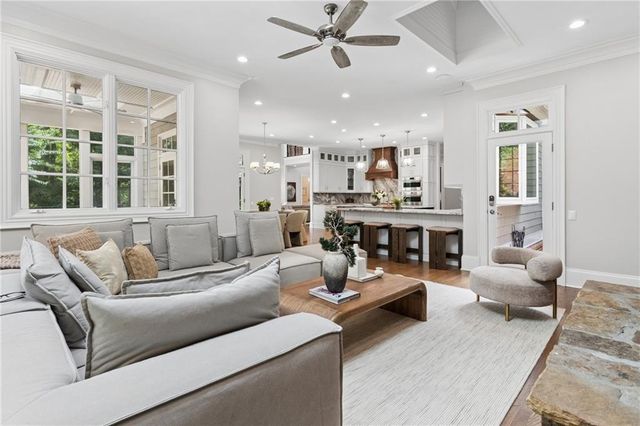 4992 Rebel Trail, Atlanta, GA 30327