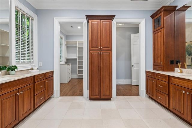 4992 Rebel Trail, Atlanta, GA 30327