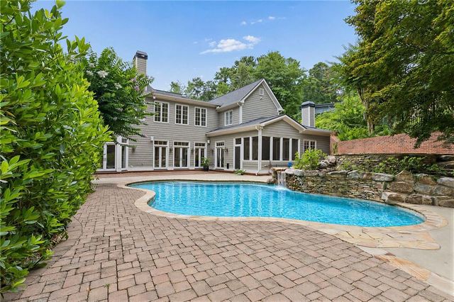 4992 Rebel Trail, Atlanta, GA 30327