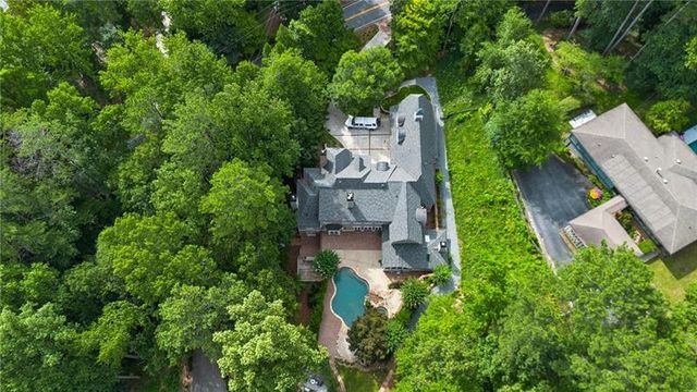 4992 Rebel Trail, Atlanta, GA 30327