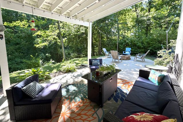 723 Arbor Court, South Haven, MI 49090