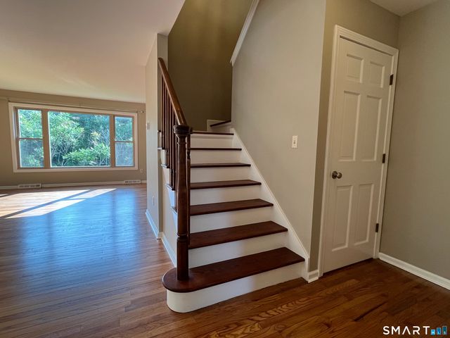 124 Colonial Hill Drive 124, Wallingford, CT 06492