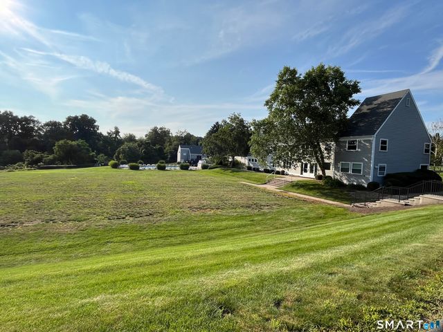 124 Colonial Hill Drive 124, Wallingford, CT 06492