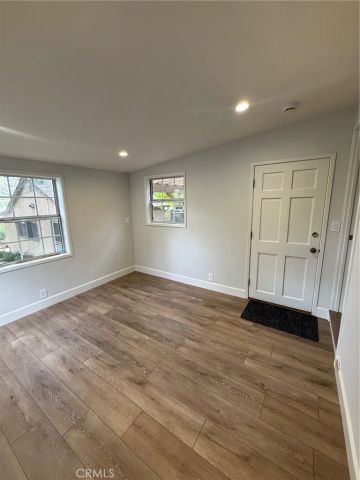 2828 Hermosa Ave, La Crescenta, CA 91214